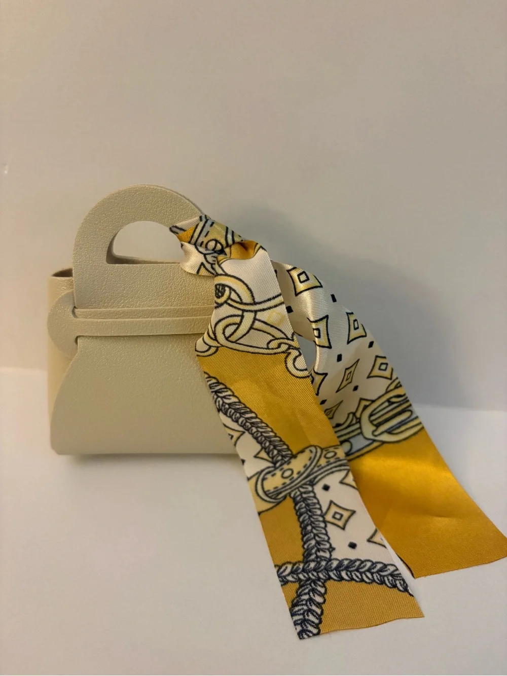 Starbucks Gift Bundle | Coffee Earrings, Mini Bag + More | Vanilla Latte